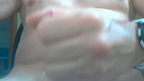 lonesomelust83 online show from June 18, 1:37 pm