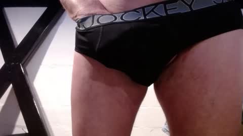 longleanguy online show from April 1, 6:38 pm