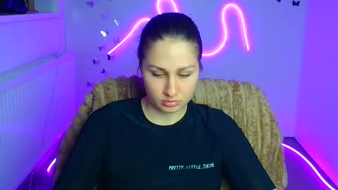 Lora online show from April 17, 6:49 am