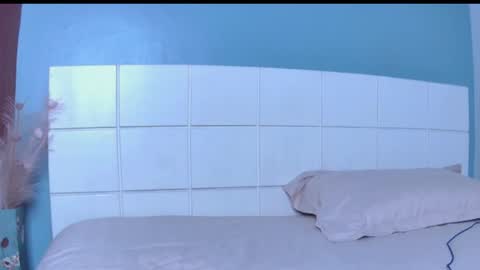 Blackcat online show from April 8, 1:27 am