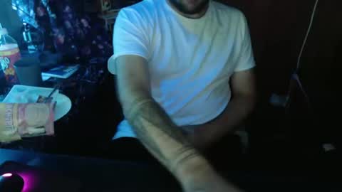 lord_taser online show from October 4, 3:15 am