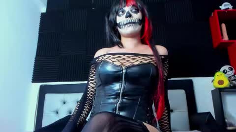 Lore Depp online show from January 10, 1:40 am