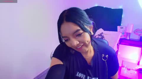 Loren online show from May 5, 8:17 pm