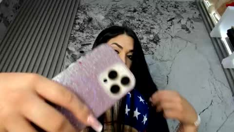 Doll Queen online show from November 26, 11:11 am