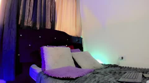 lesly lorena online show from March 27, 7:46 pm