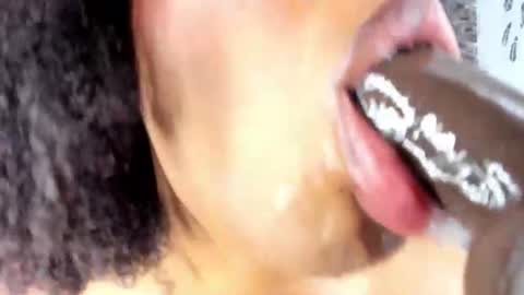 Ashley Cotez online show from June 28, 1:50 pm