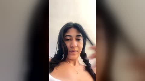 lorenita_gat online show from May 30, 6:38 pm