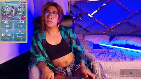 LorettMatthew online show from May 24, 5:23 am