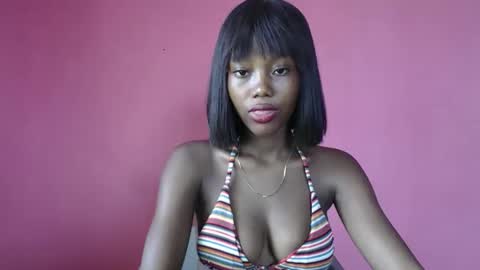 lorrycutie16 online show from April 10, 11:15 am