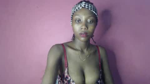 lorrycutie16 online show from May 13, 8:27 pm