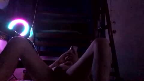 lostndapacific online show from November 14, 10:58 am