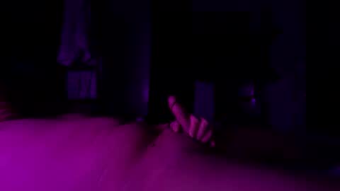 lostndapacific online show from November 26, 10:49 am