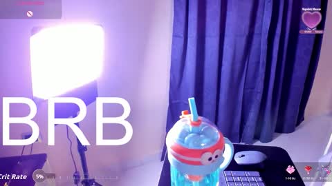 Snapshot of lou_22_ chatting on February 11, 5:07 pm Lou online show from February 11, 5:07 pm