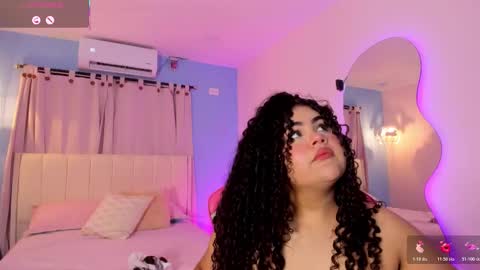 Snapshot of lou_22_ chatting on February 21, 1:01 pm Lou online show from February 21, 1:01 pm