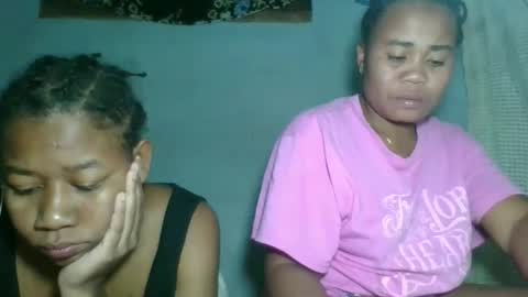 louane98 online show from April 10, 8:24 pm