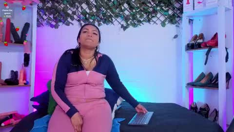  LouIse  online show from June 3, 4:23 pm