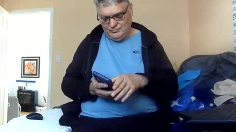 loumtl3 online show from May 26, 3:08 pm