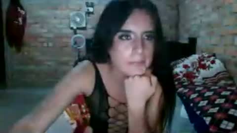Snapshot of love207904 chatting on June 24, 2:32 am love207904 online show from June 24, 2:32 am