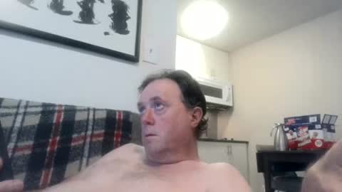 Snapshot of love2benude197211 chatting on July 5, 7:32 pm Chris online show from July 5, 7:32 pm