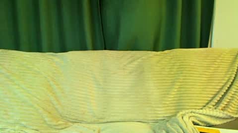 Snapshot of love_attation chatting on July 14, 2:05 am Cute face online show from July 14, 2:05 am