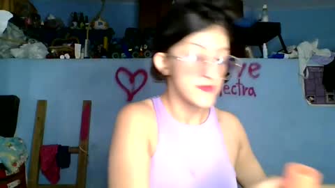 love_electra online show from September 25, 2:43 pm