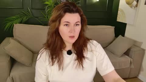 Snapshot of love_me_tonight_ chatting on May 15, 1:34 am Monika online show from May 15, 1:34 am