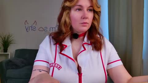 Snapshot of love_me_tonight_ chatting on May 27, 7:05 am Monika online show from May 27, 7:05 am