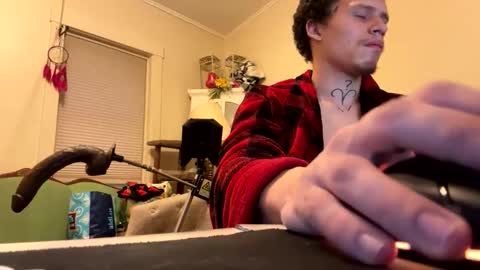 love stretch online show from February 23, 7:17 am