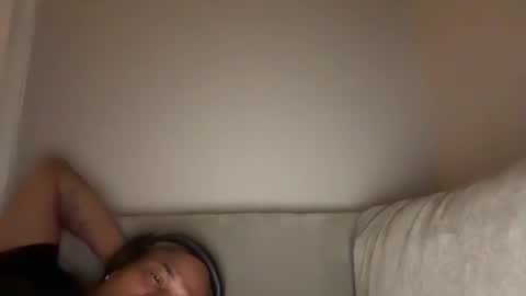 loved19 online show from January 16, 11:03 am