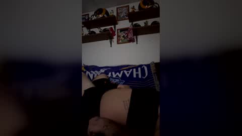 lovelacejustin50 online show from December 16, 6:07 am