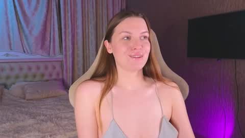 Laura online show from January 12, 4:29 pm