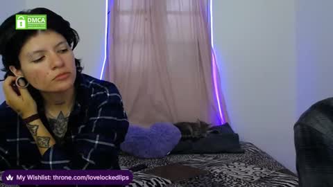 Alex  Violet online show from February 1, 6:28 pm