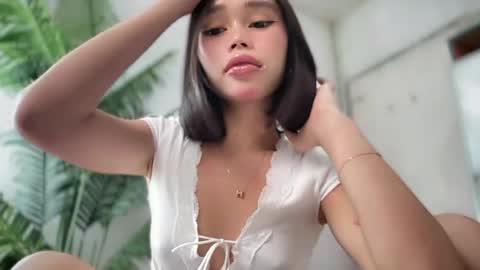 lovely_cittie18 online show from April 20, 3:09 am