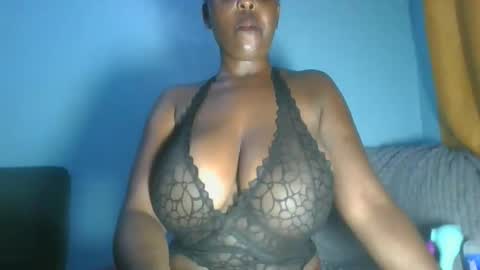 lovely_ebonysweet online show from June 6, 9:52 pm