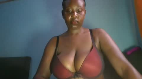 lovely_ebonysweet online show from June 11, 6:44 am