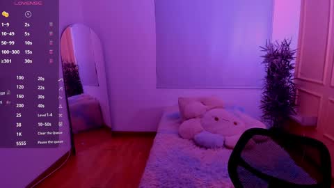Emma online show from May 29, 1:09 pm