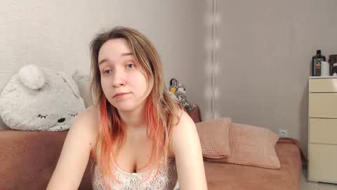 Lovely Hayley online show from March 15, 8:59 pm