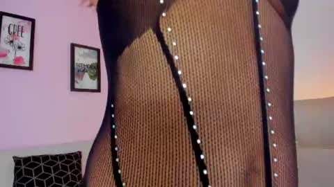 Snapshot of lovely_kristal chatting on June 30, 11:55 am Kristal online show from June 30, 11:55 am