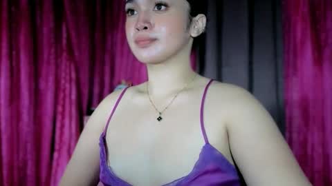 Snapshot of lovely_kurtny04 chatting on February 5, 5:28 pm LOVE online show from February 5, 5:28 pm