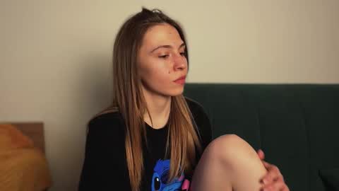 Kate only online show from March 28, 1:33 pm