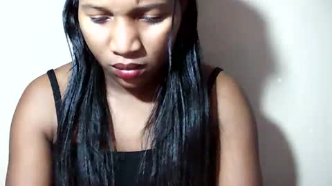 Snapshot of lovelylarra chatting on July 4, 9:04 am lovelylarra online show from July 4, 9:04 am