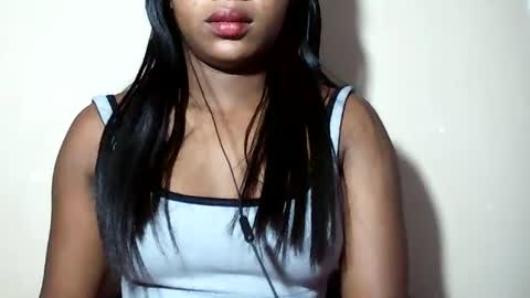 Snapshot of lovelylarra chatting on July 6, 7:27 pm lovelylarra online show from July 6, 7:27 pm
