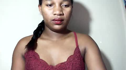 Snapshot of lovelylarra chatting on July 16, 6:41 am lovelylarra online show from July 16, 6:41 am