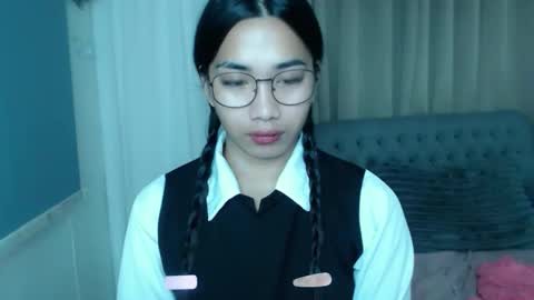 lovelymae18 online show from February 20, 6:48 am