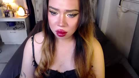 Rebeca online show from December 5, 6:44 pm