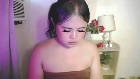 lovely online show from June 23, 7:39 am