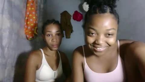 lovemarie08 online show from April 11, 5:17 pm