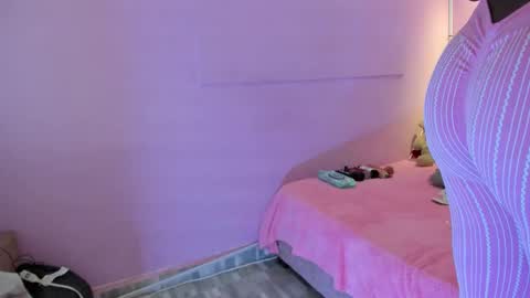 L O V E  online show from February 14, 11:29 am