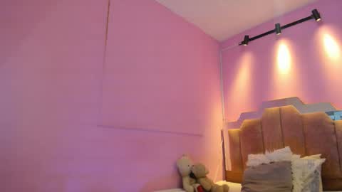 L O V E  online show from February 27, 11:43 am