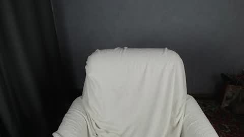 lovers613228 online show from February 5, 10:33 pm